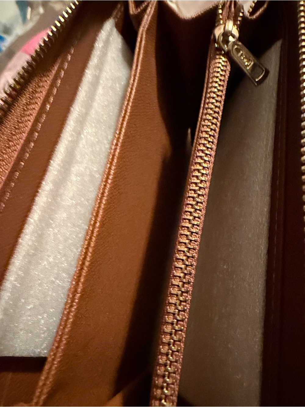 Tan Quilted Leather Wallet with Gold YSL Hardware and earrings - Picture 5 of 5